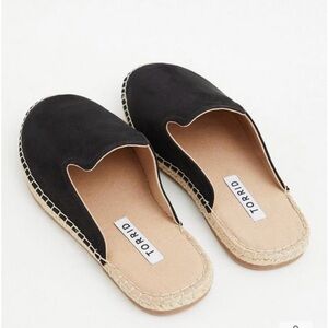 Super cute Torrid 10.5 wide width open back Espadrilles!